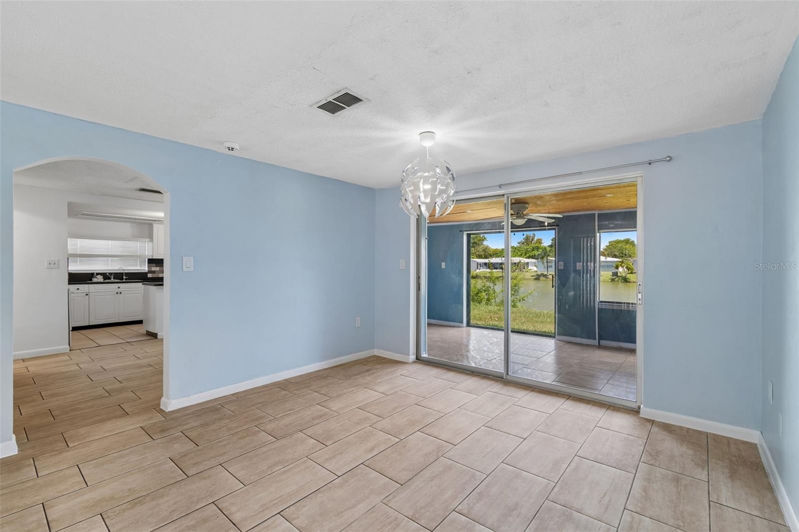 REGENCY PARK - Residential