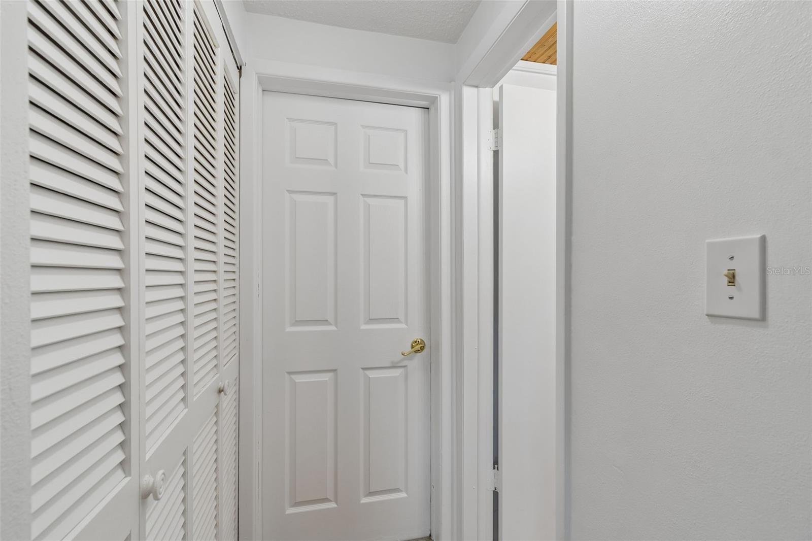 REGENCY PARK - Residential