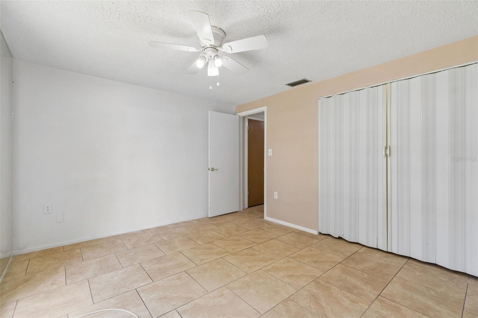 REGENCY PARK - Residential