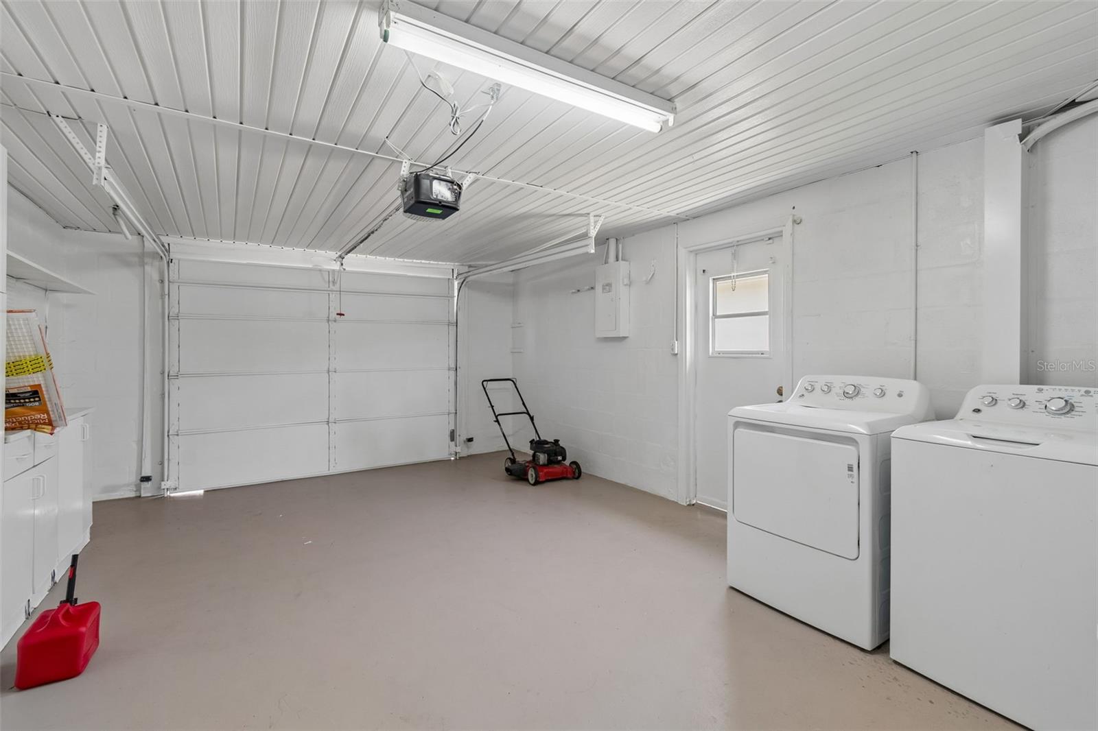 REGENCY PARK - Residential