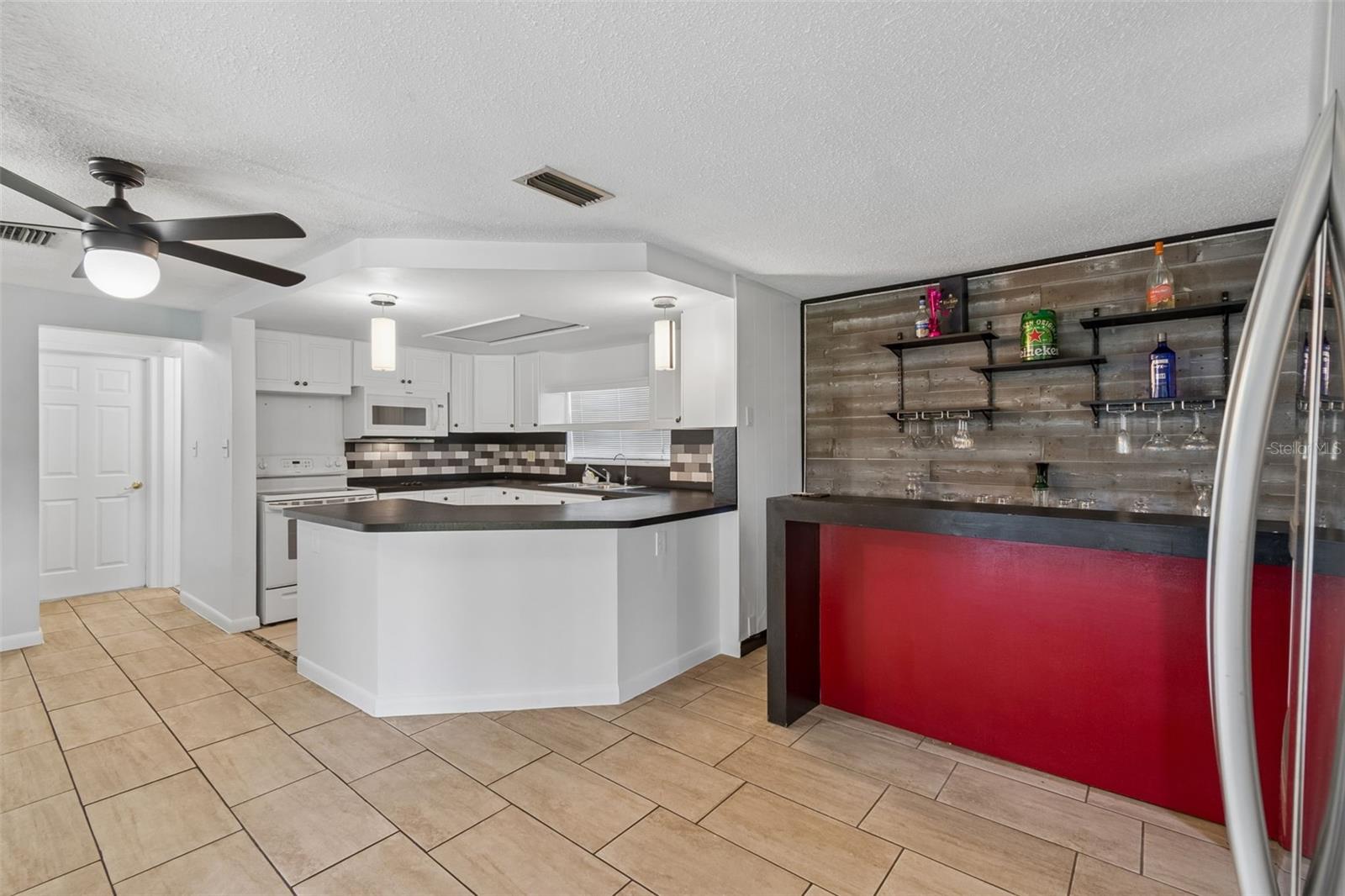 REGENCY PARK - Residential