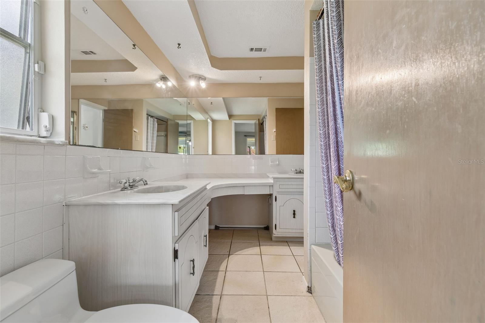 REGENCY PARK - Residential