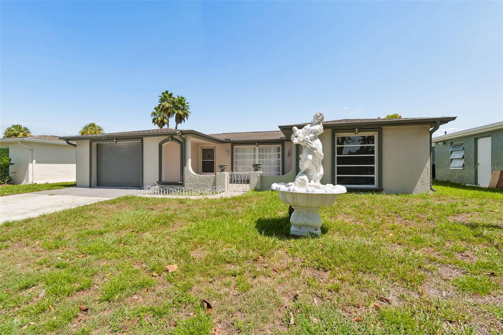REGENCY PARK - Residential