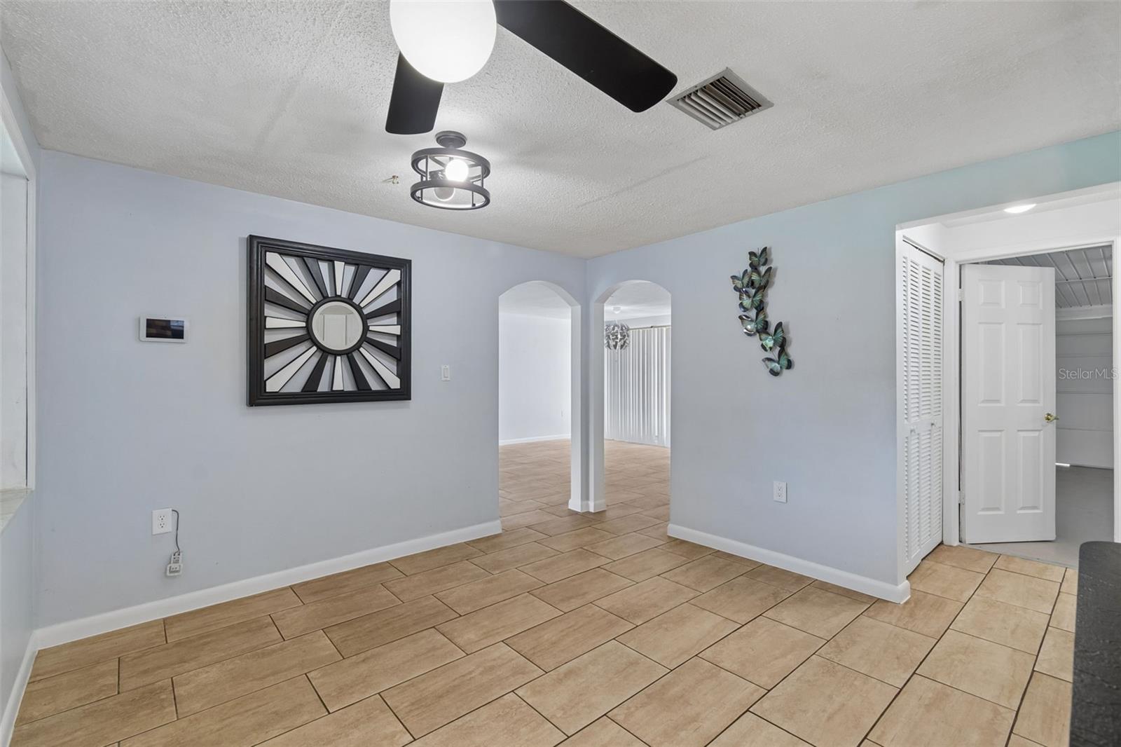 REGENCY PARK - Residential