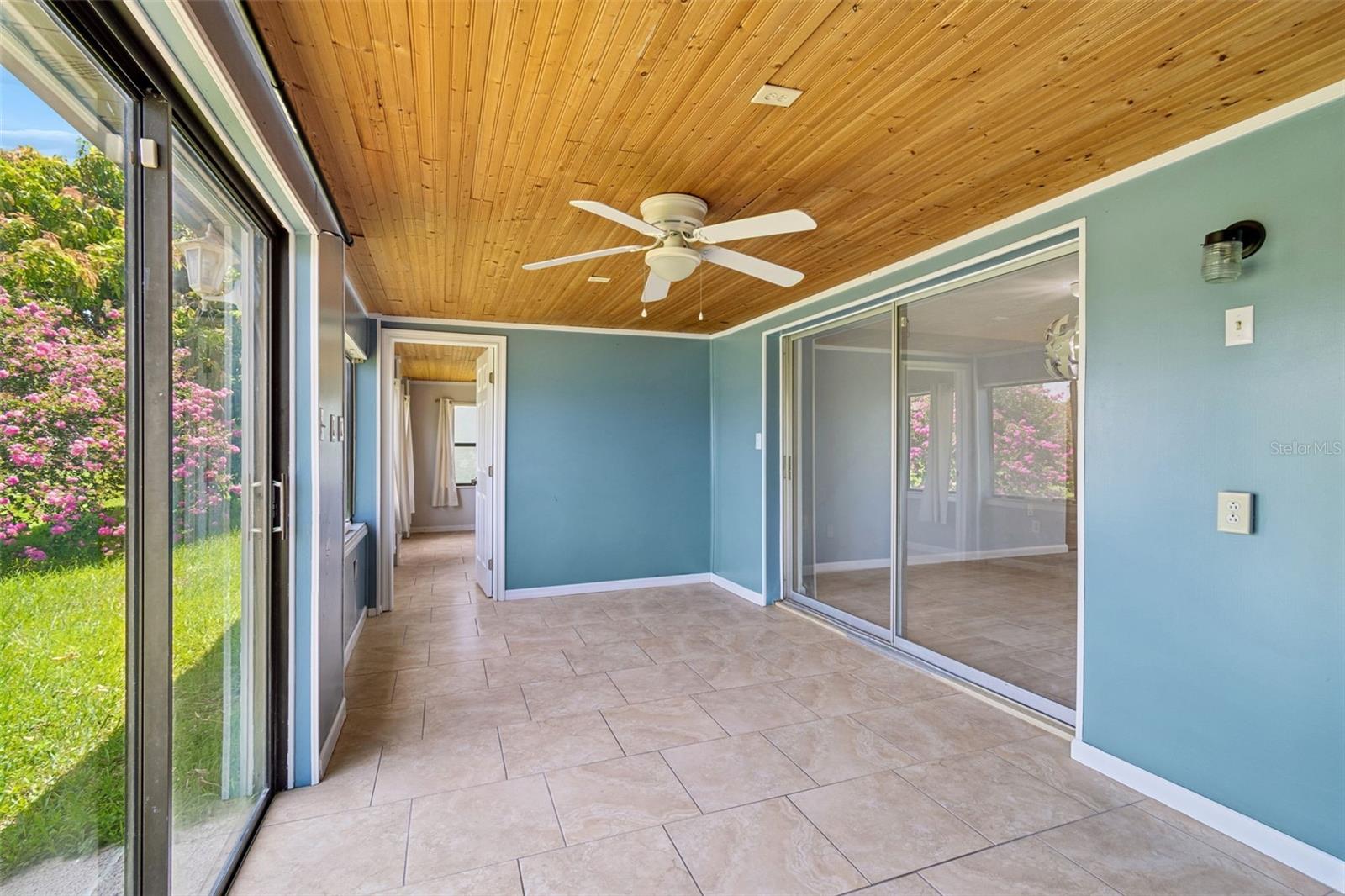 REGENCY PARK - Residential