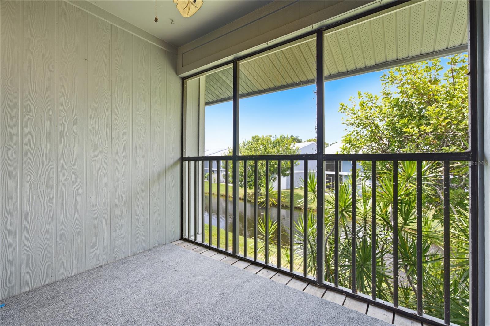 HARBOR PINES, A CONDO OR1439/4215 - Residential