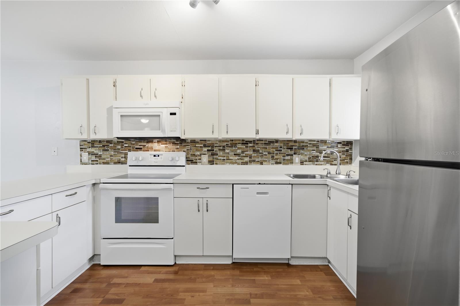 HARBOR PINES, A CONDO OR1439/4215 - Residential