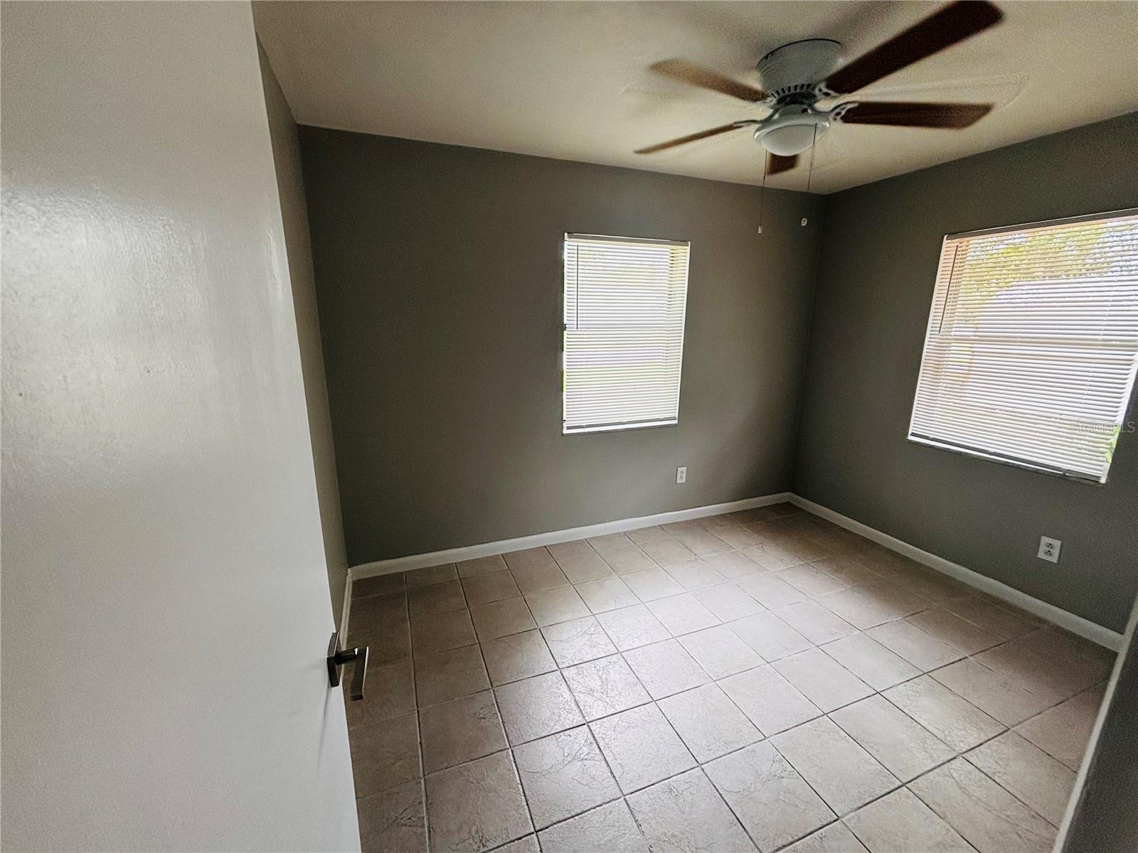 DELTONA LAKES UNIT 25 - Residential Lease