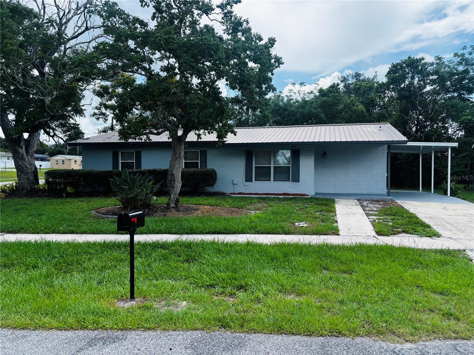 DELTONA LAKES UNIT 25 - Residential Lease