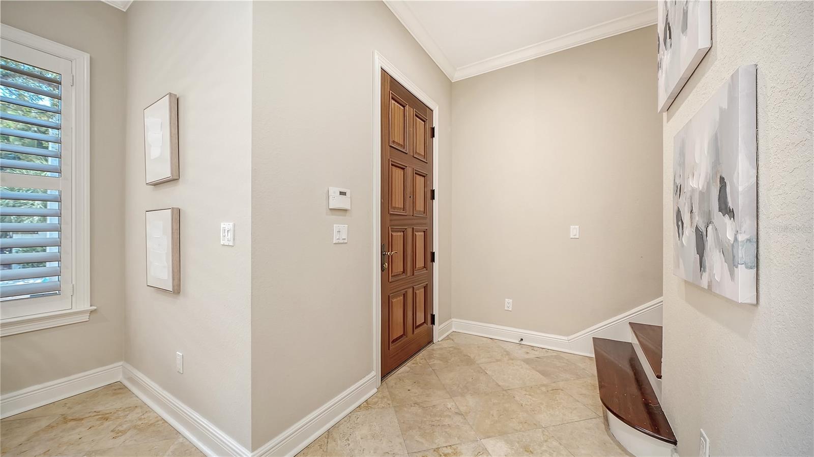 BURNS COURT VILLAS - Residential