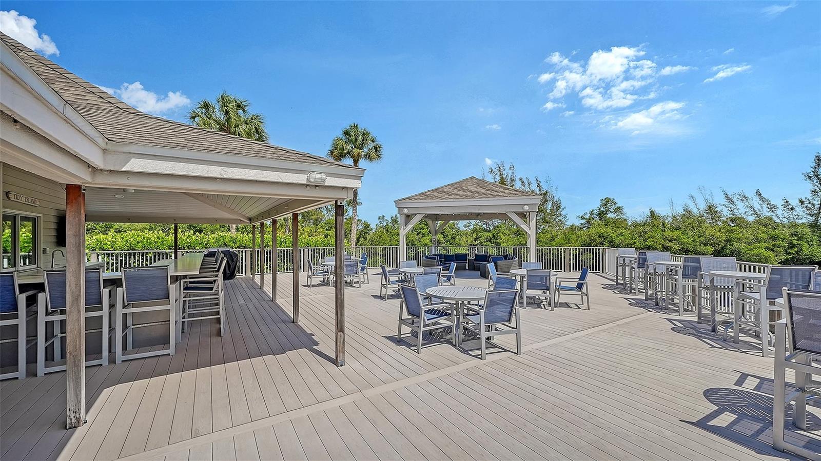 TIDY ISLAND PH I - Residential