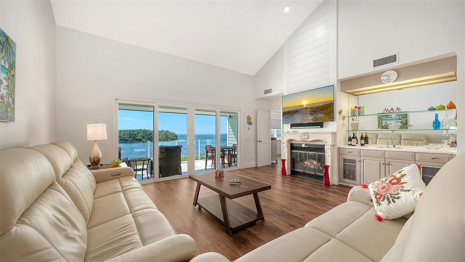 TIDY ISLAND PH I - Residential