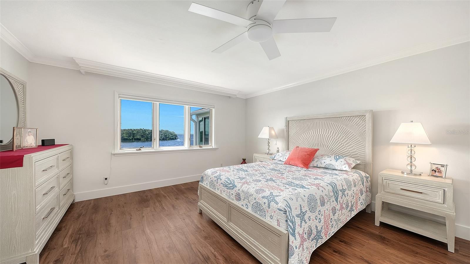 TIDY ISLAND PH I - Residential