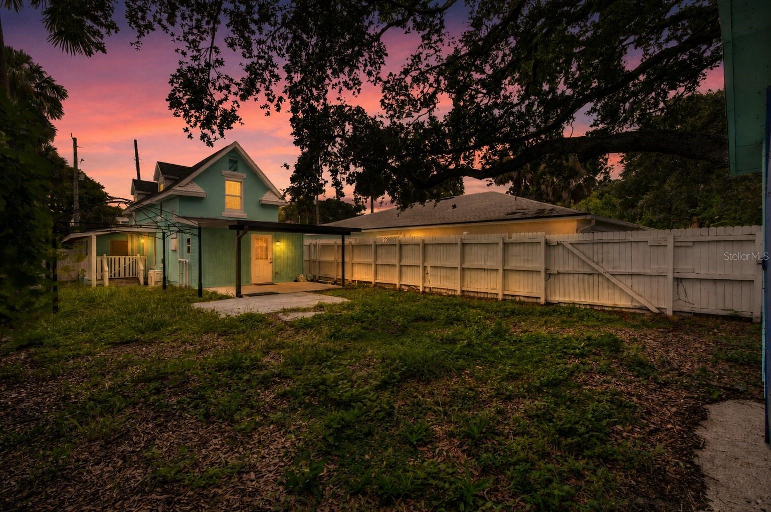 MOMENTO - Residential