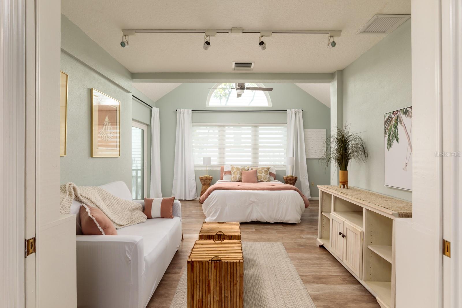 SUNSET BEACH - Residential