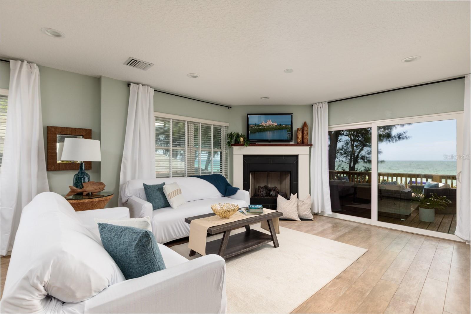 SUNSET BEACH - Residential