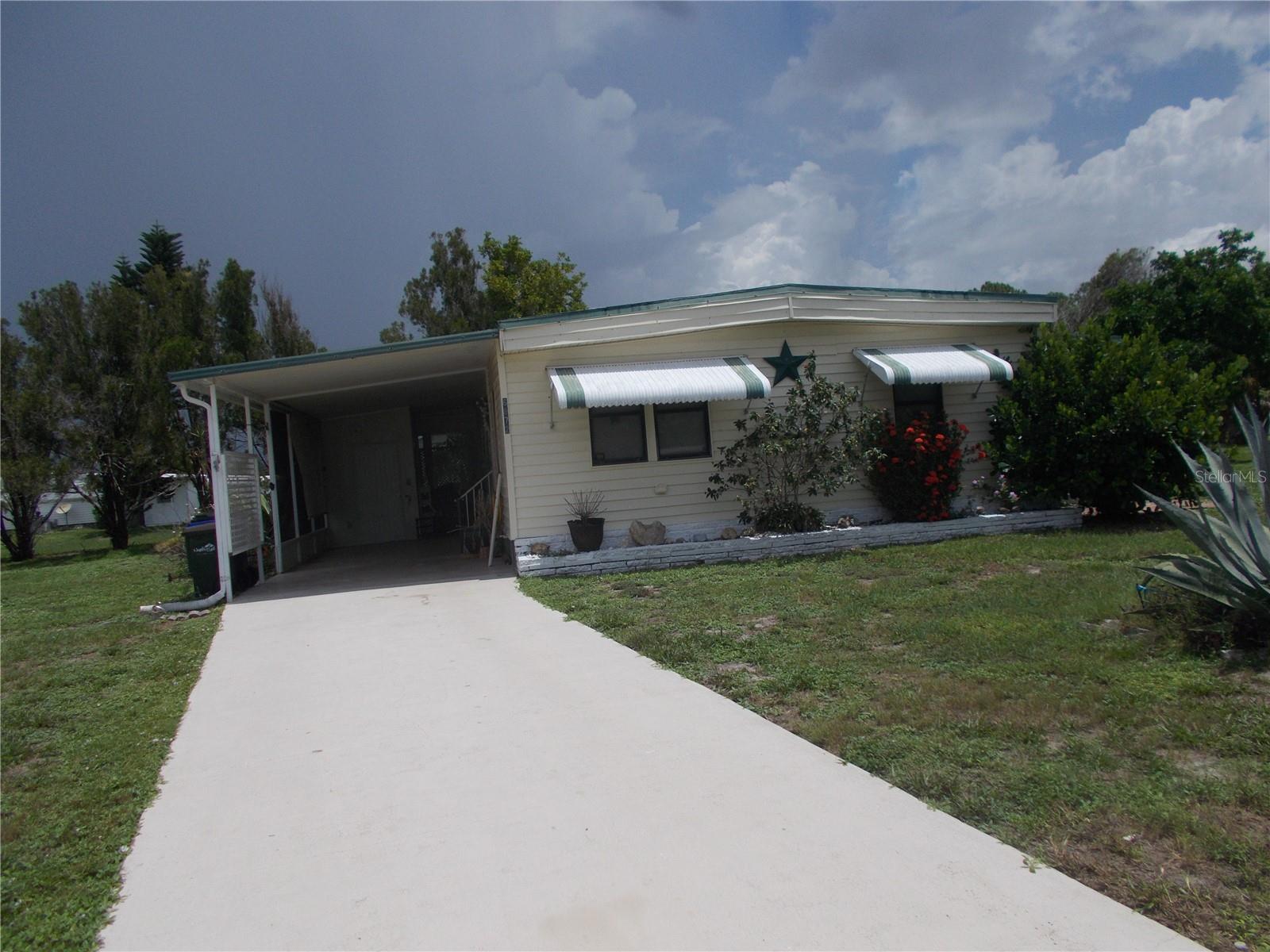 HOLIDAY PARK - Residential