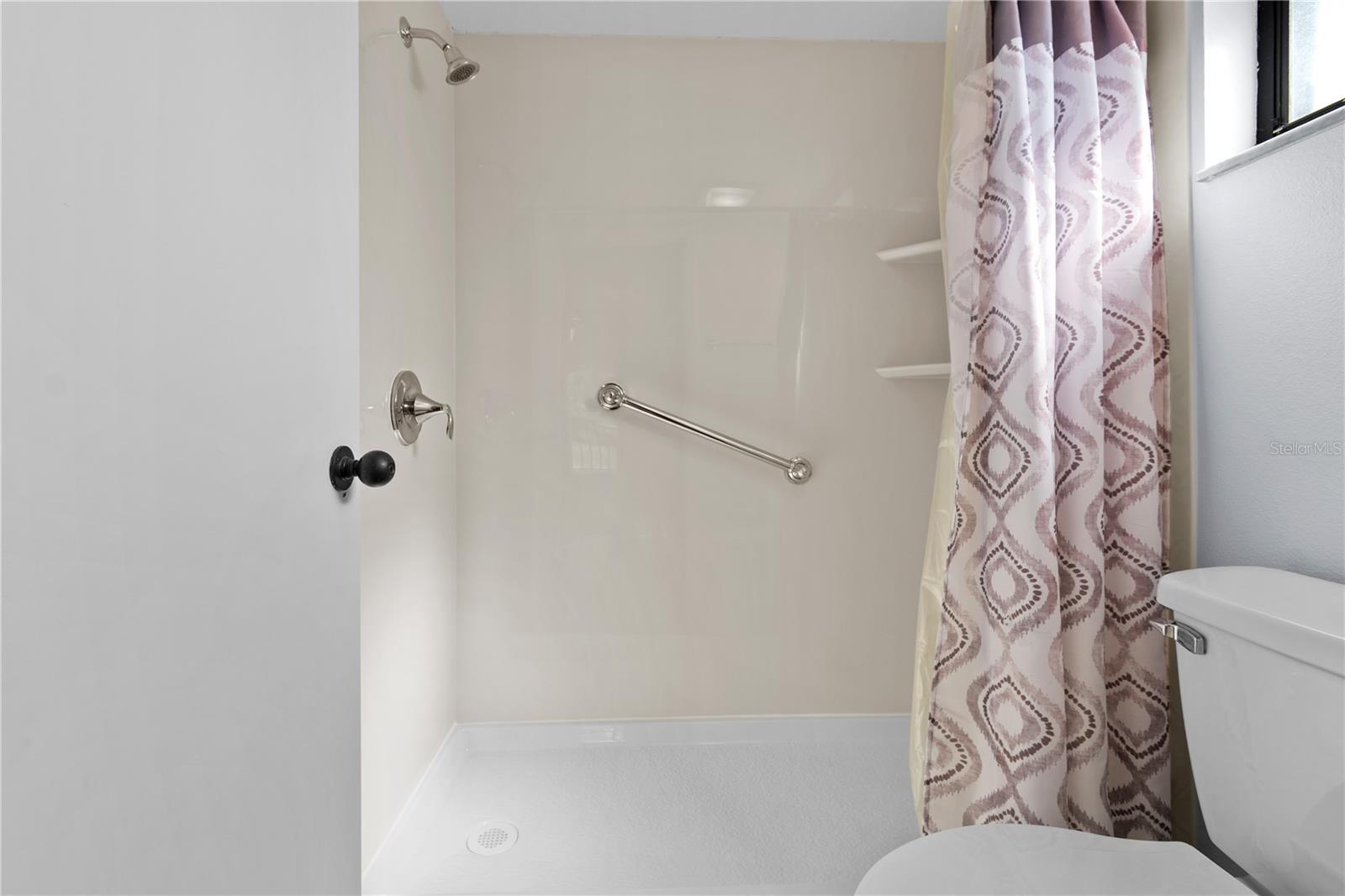 THE HOLLOWS PH I - Residential