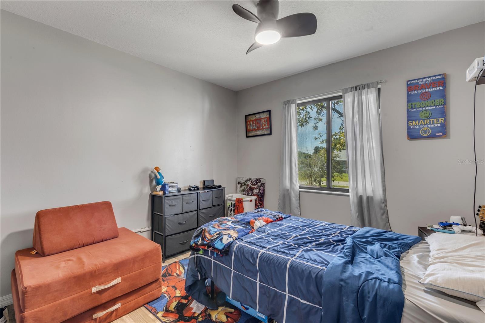 DALTONA LAKES UN 40 - Residential