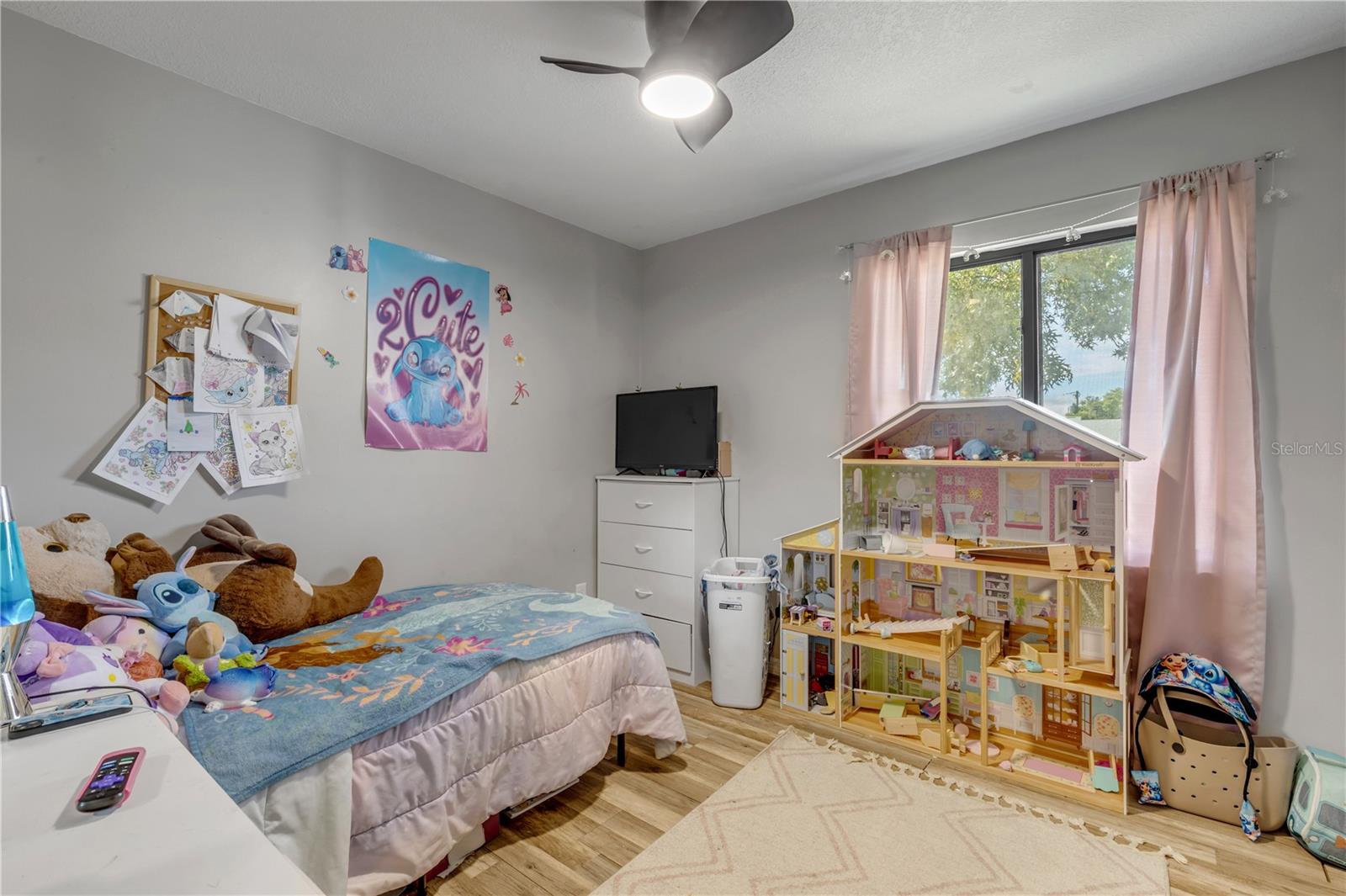 DALTONA LAKES UN 40 - Residential