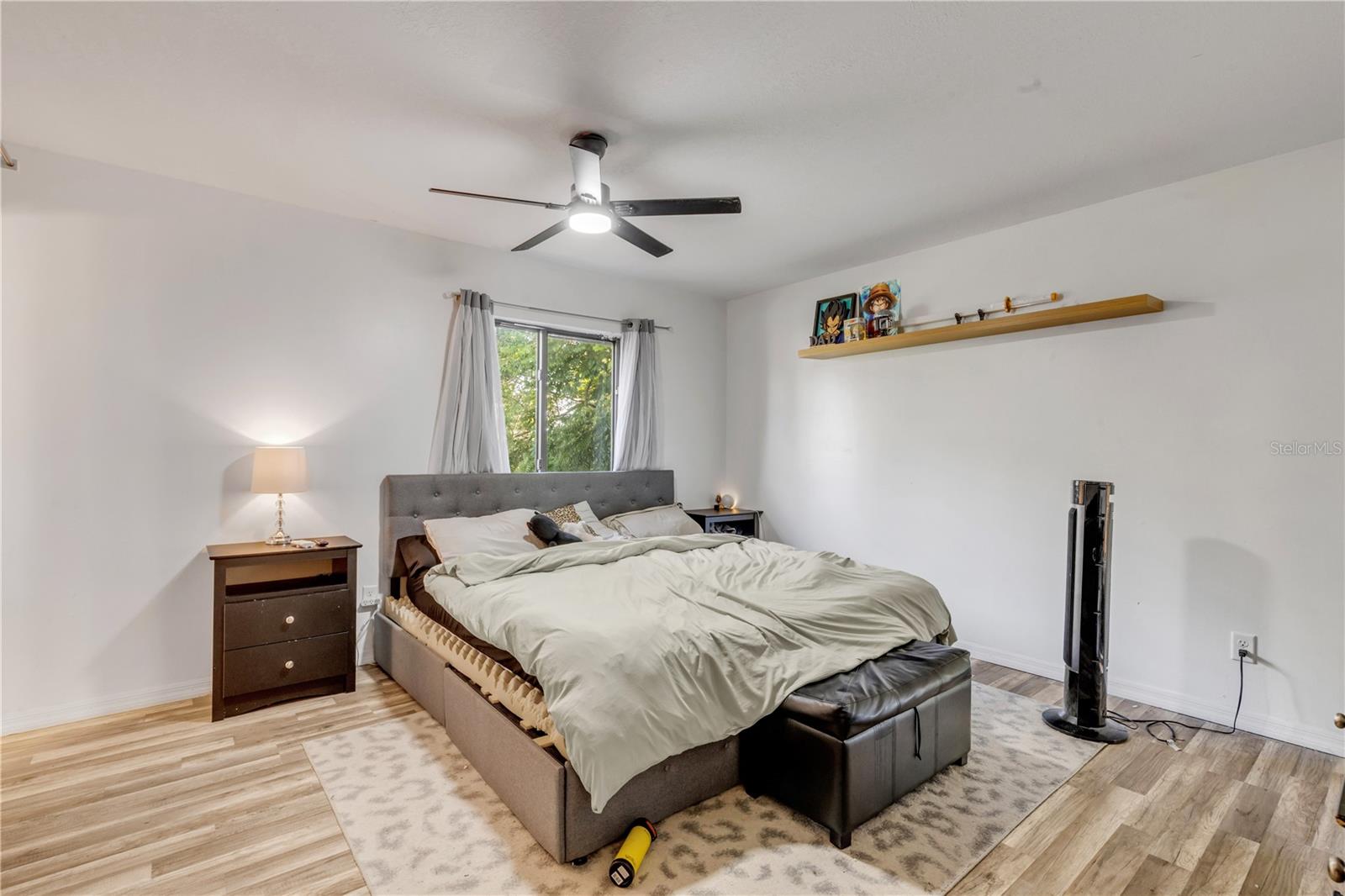 DALTONA LAKES UN 40 - Residential