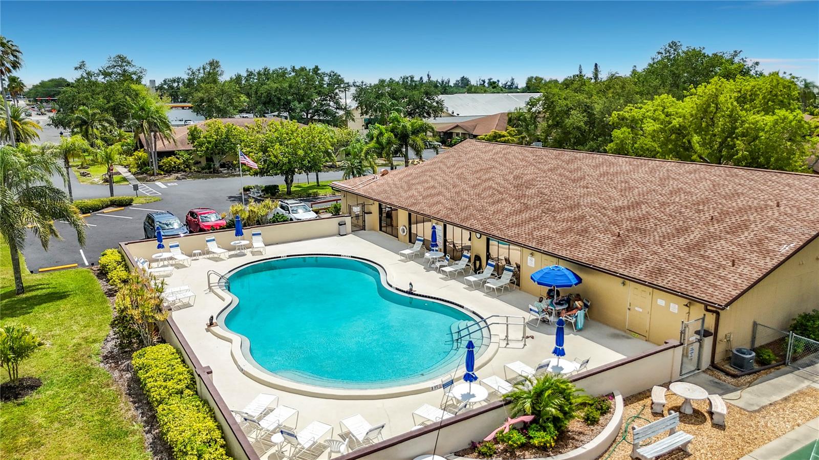 HERITAGE VILLAGE WEST - Residential