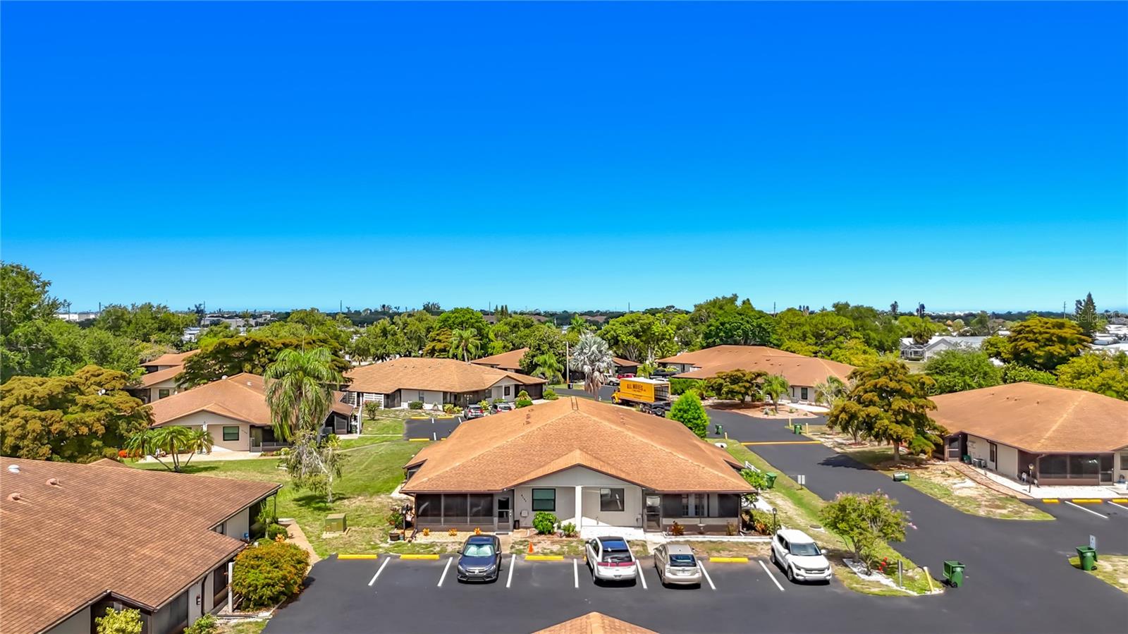 HERITAGE VILLAGE WEST - Residential