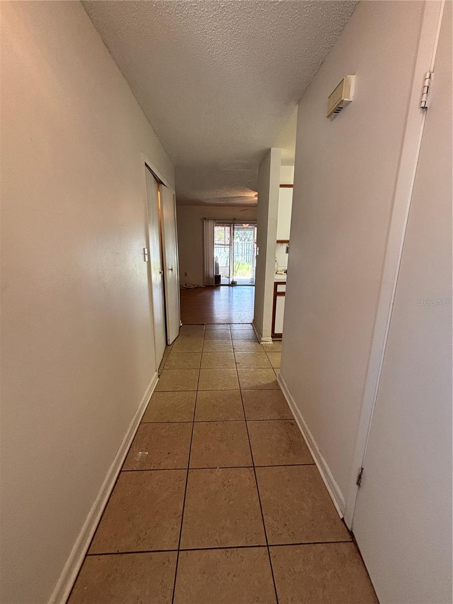 WINDSOR WALK - Residential