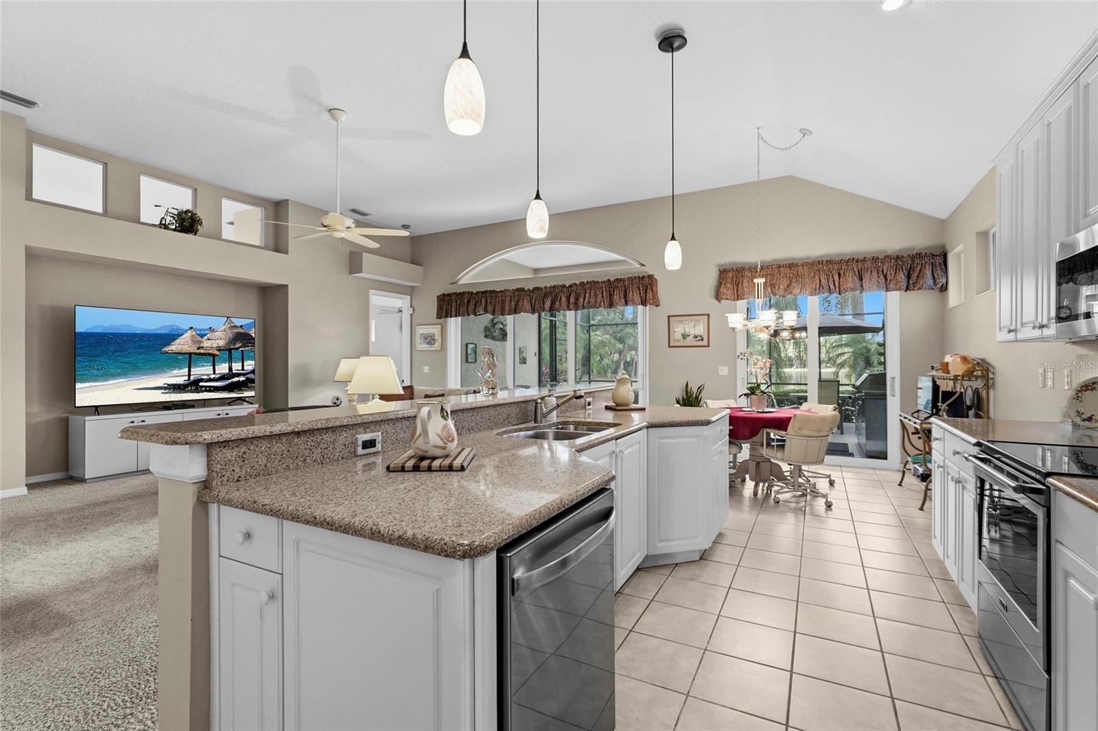 LAKEWOOD RANCH COUNTRY CLUB - Residential
