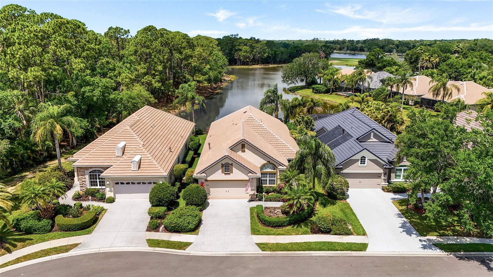 LAKEWOOD RANCH COUNTRY CLUB - Residential