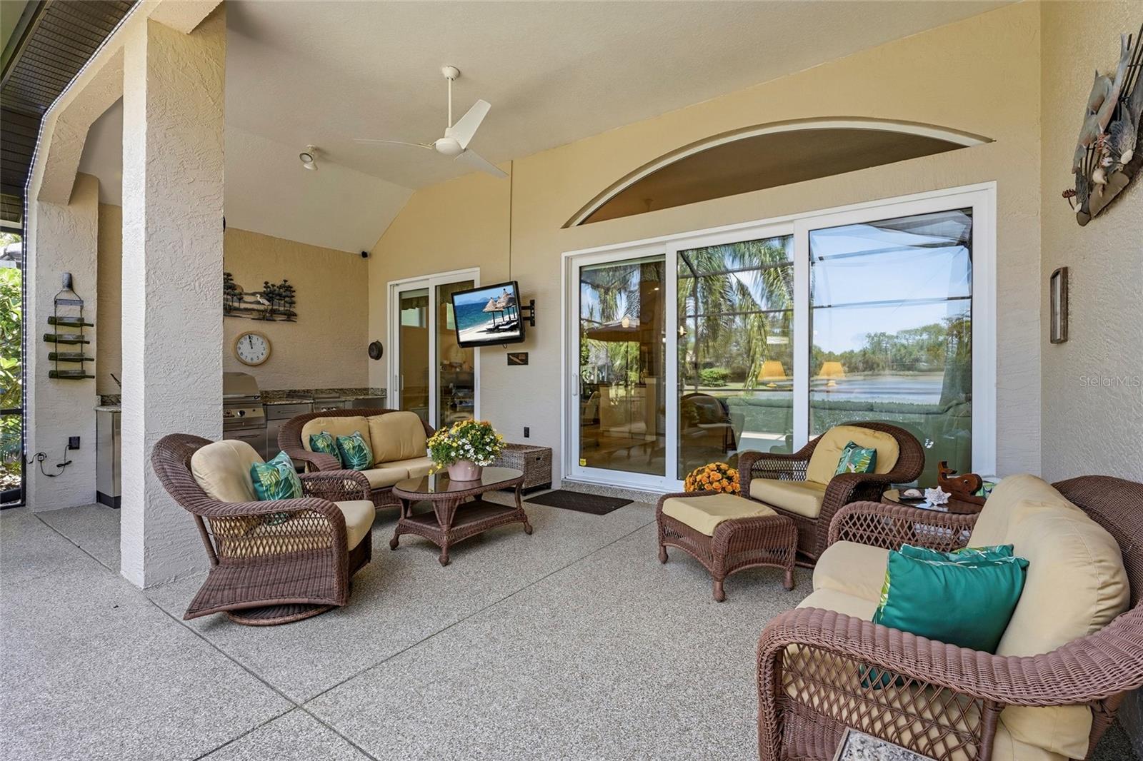LAKEWOOD RANCH COUNTRY CLUB - Residential