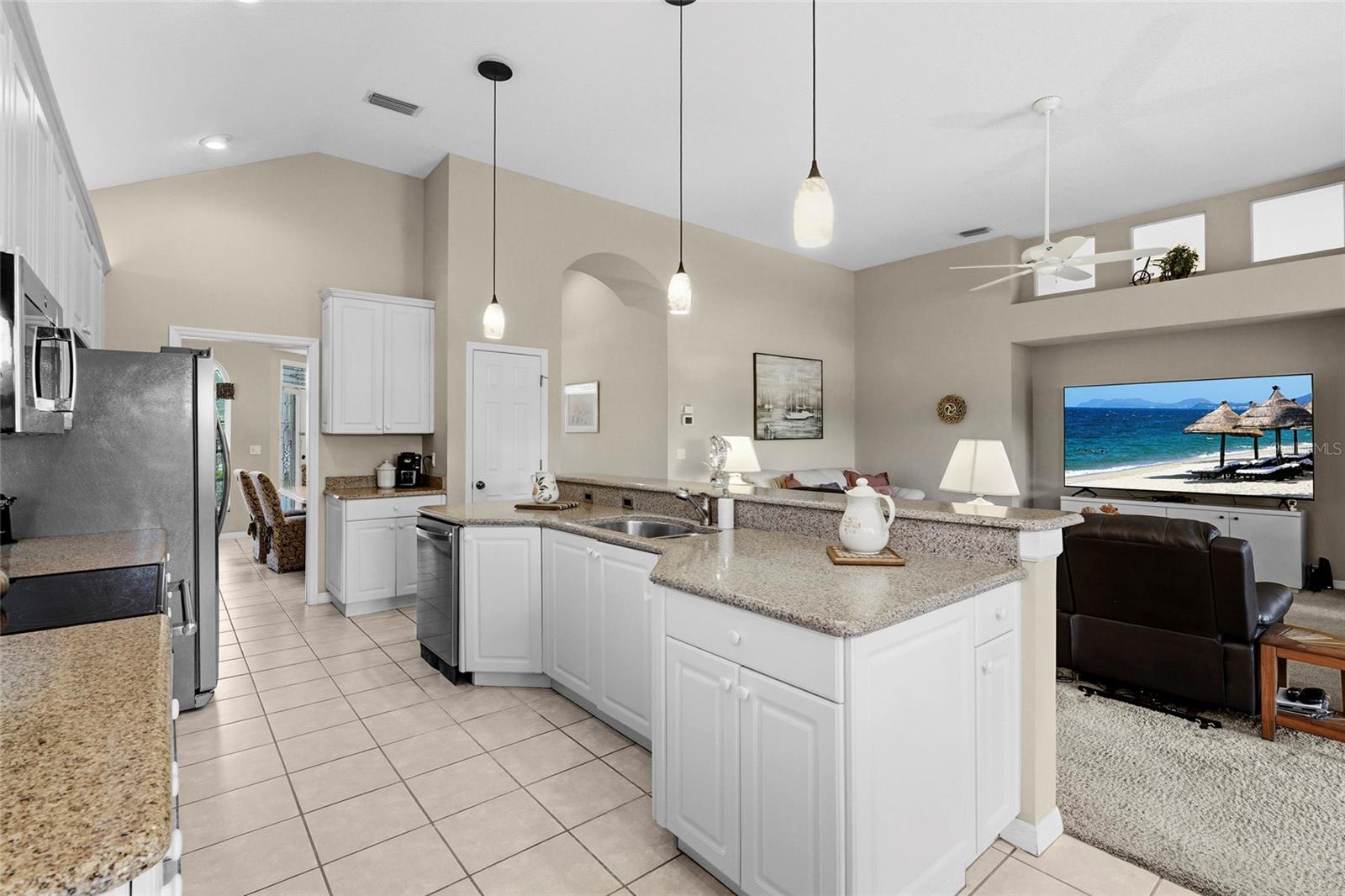 LAKEWOOD RANCH COUNTRY CLUB - Residential