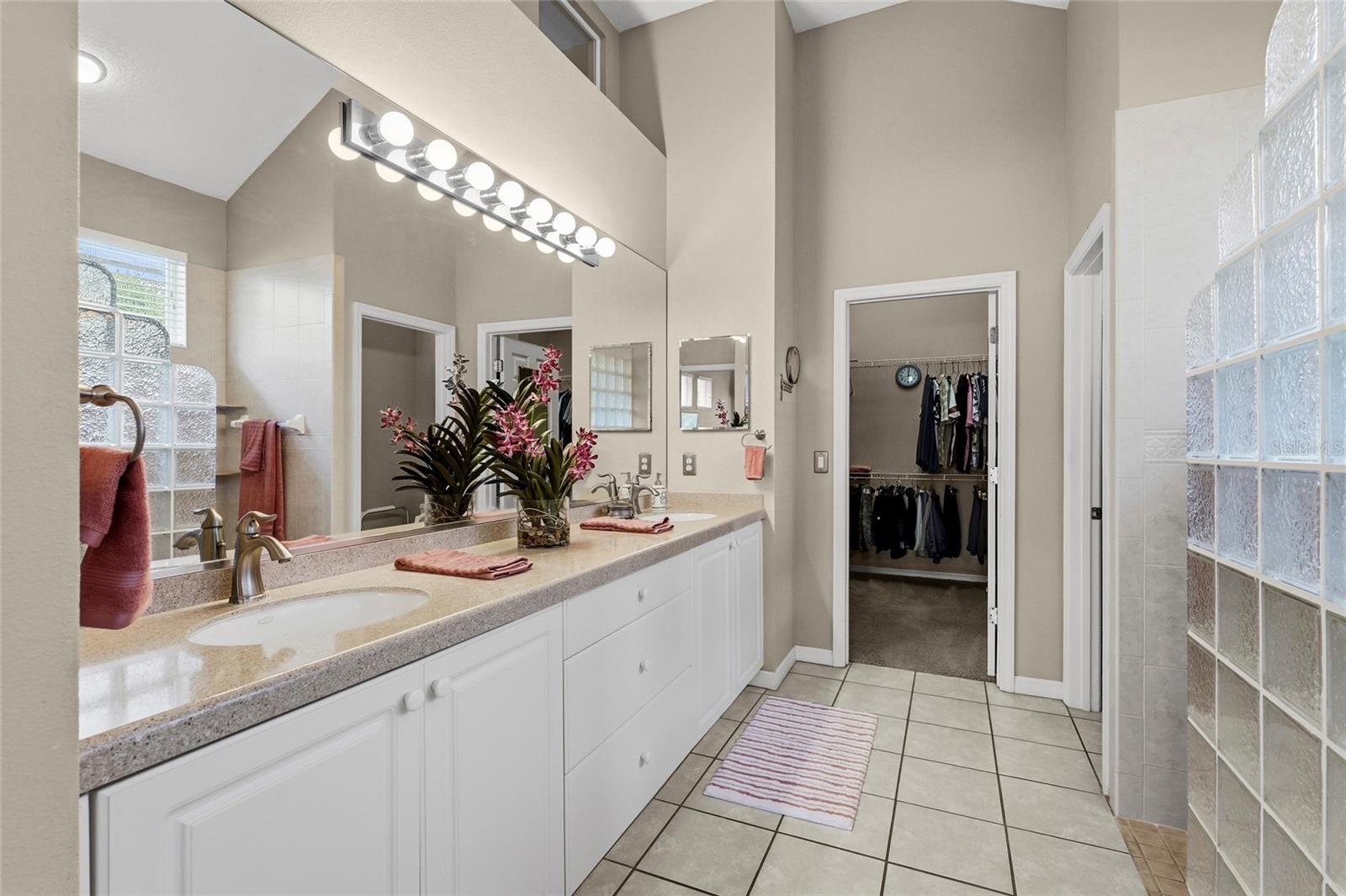 LAKEWOOD RANCH COUNTRY CLUB - Residential