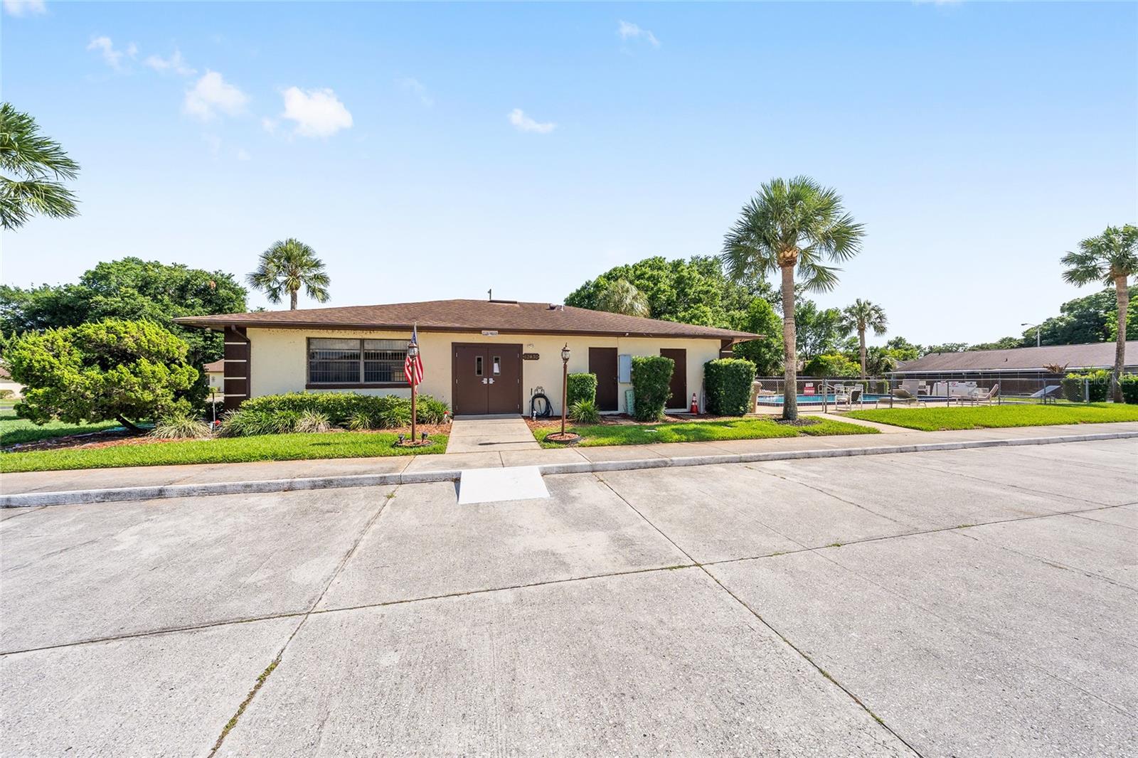 SUMMIT CHASE VILLAS - Residential