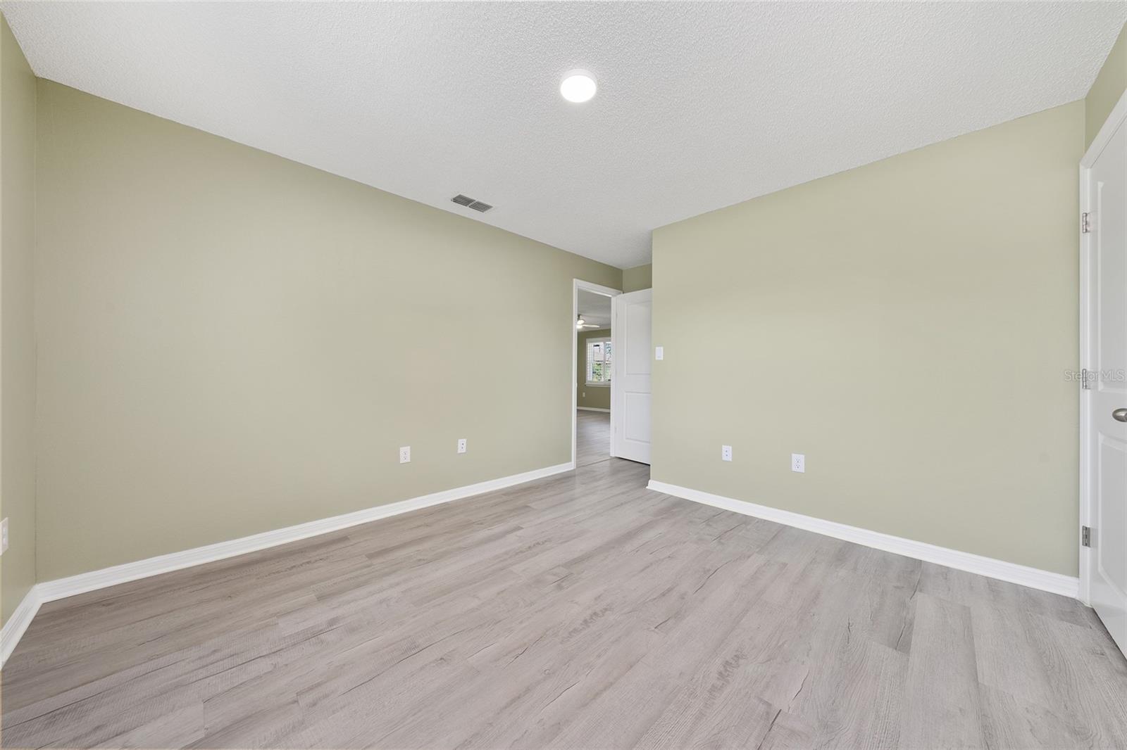 SUMMIT CHASE VILLAS - Residential