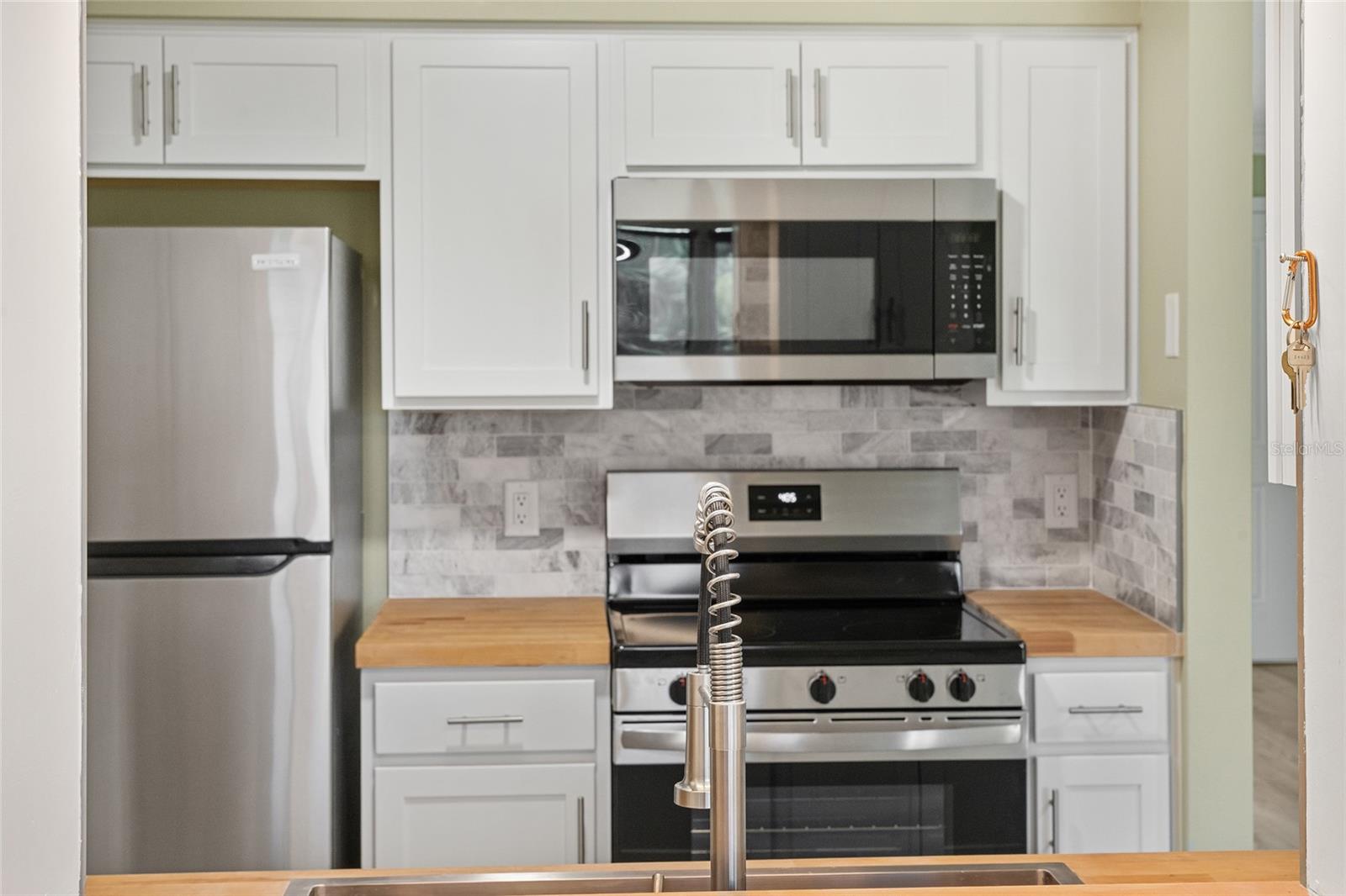 SUMMIT CHASE VILLAS - Residential
