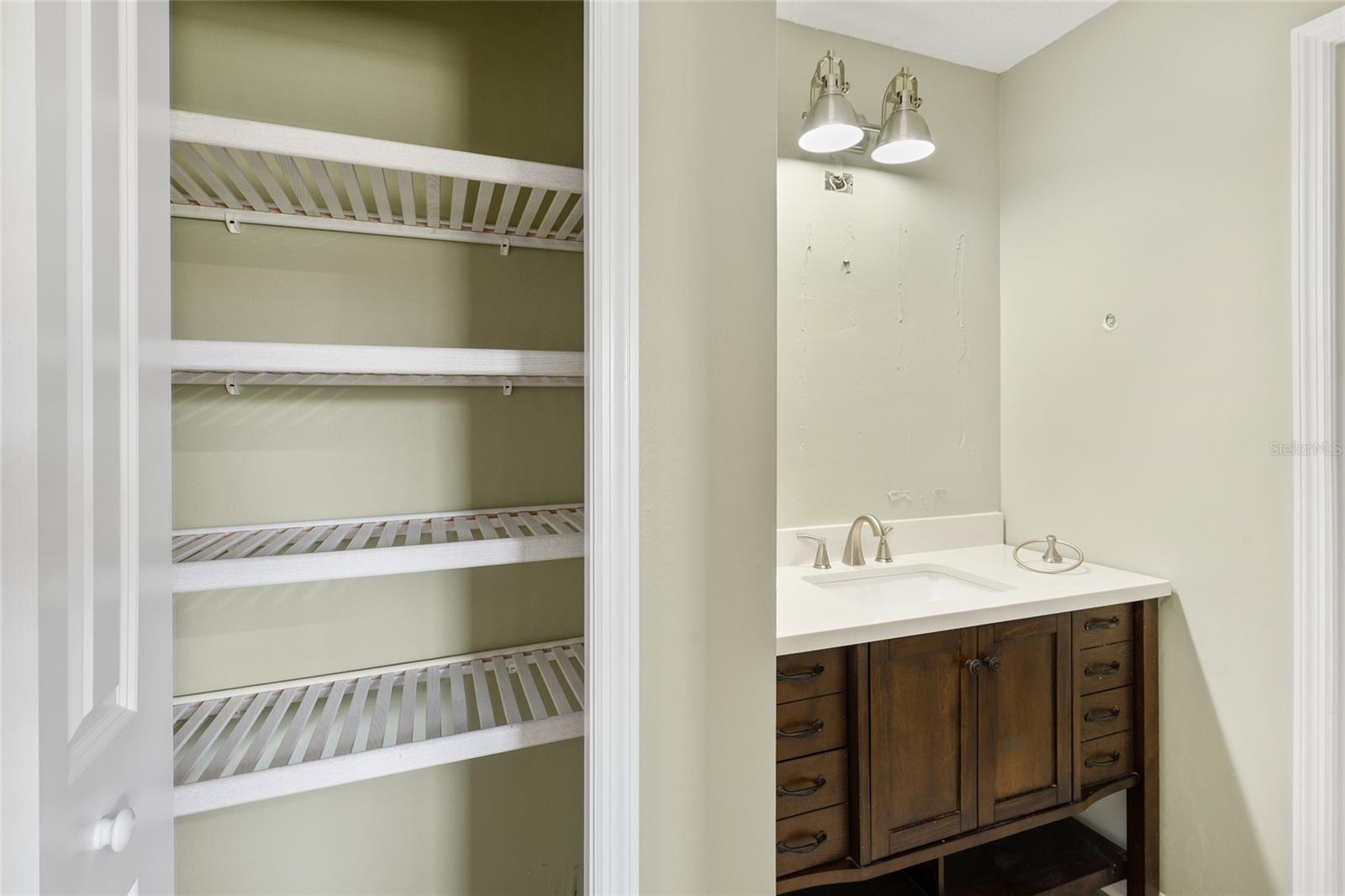 SUMMIT CHASE VILLAS - Residential
