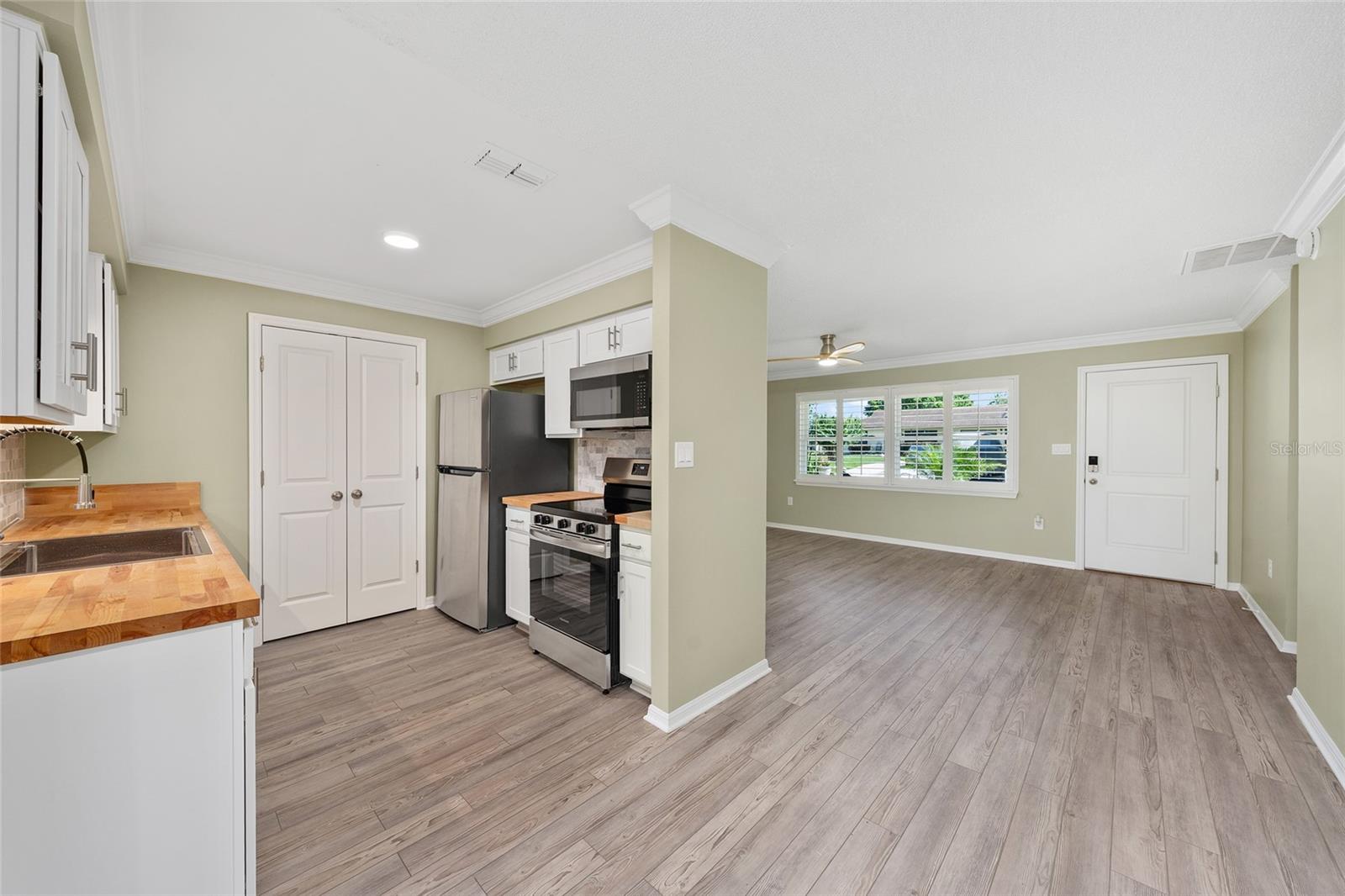 SUMMIT CHASE VILLAS - Residential