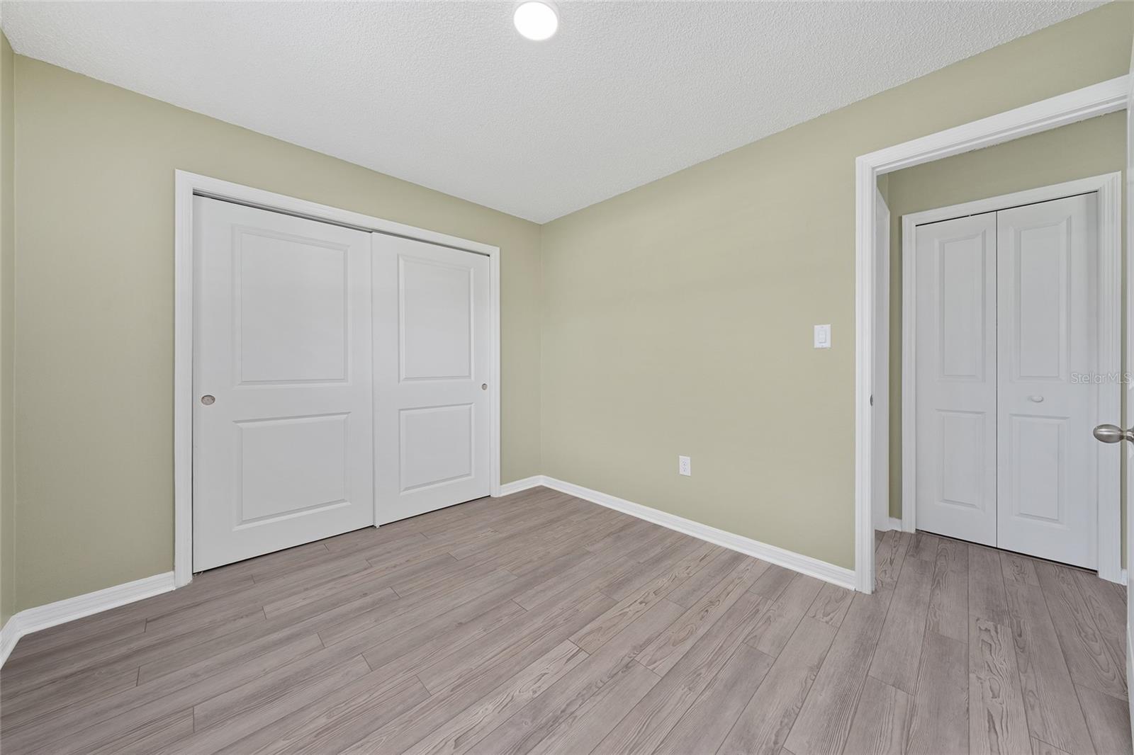 SUMMIT CHASE VILLAS - Residential