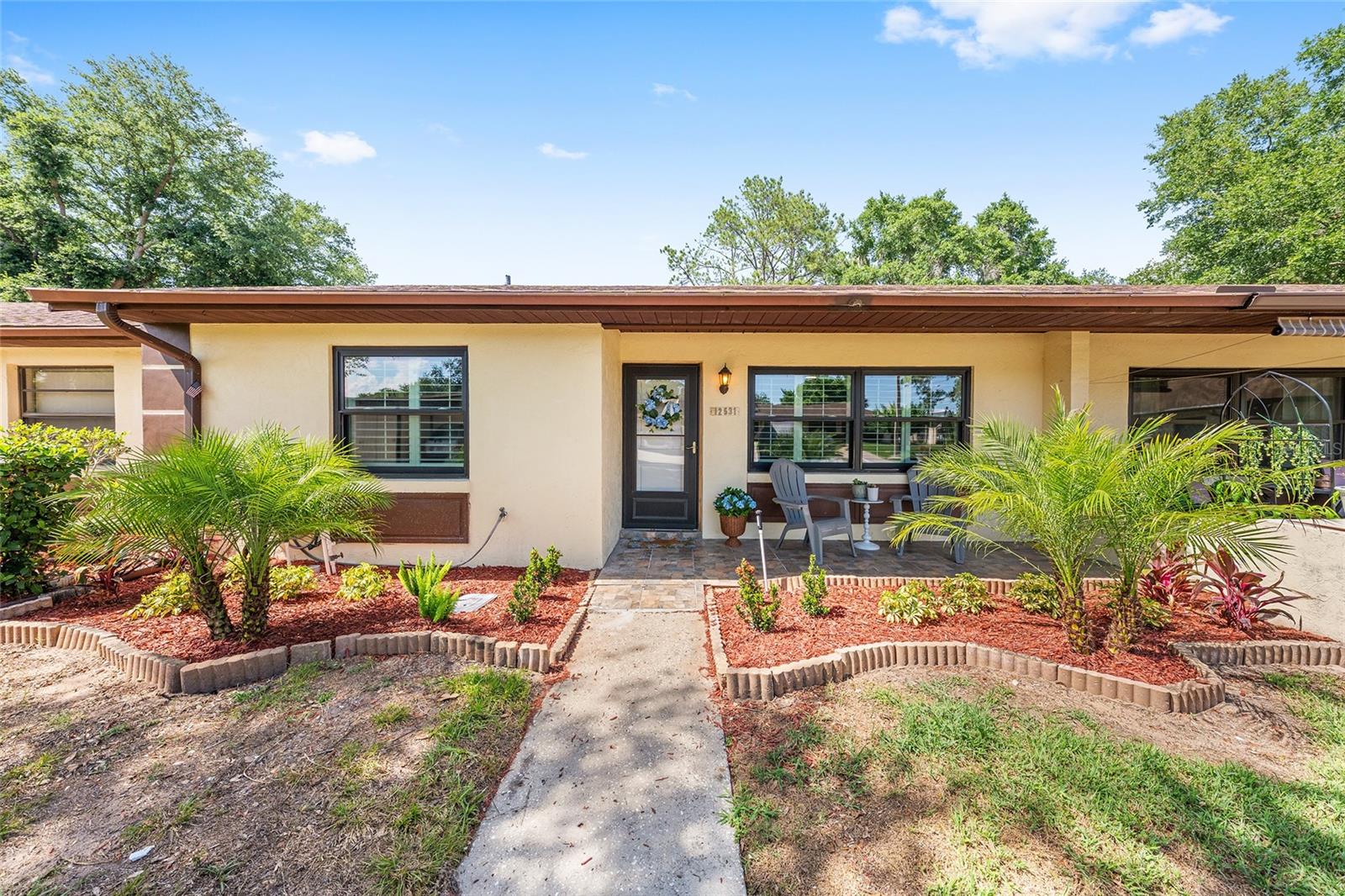 SUMMIT CHASE VILLAS - Residential
