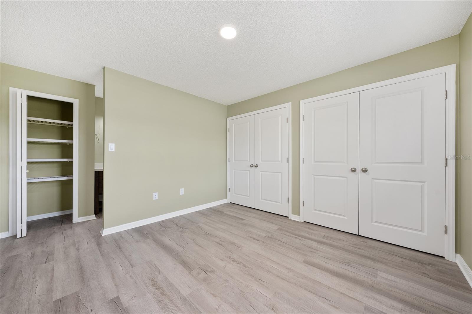 SUMMIT CHASE VILLAS - Residential