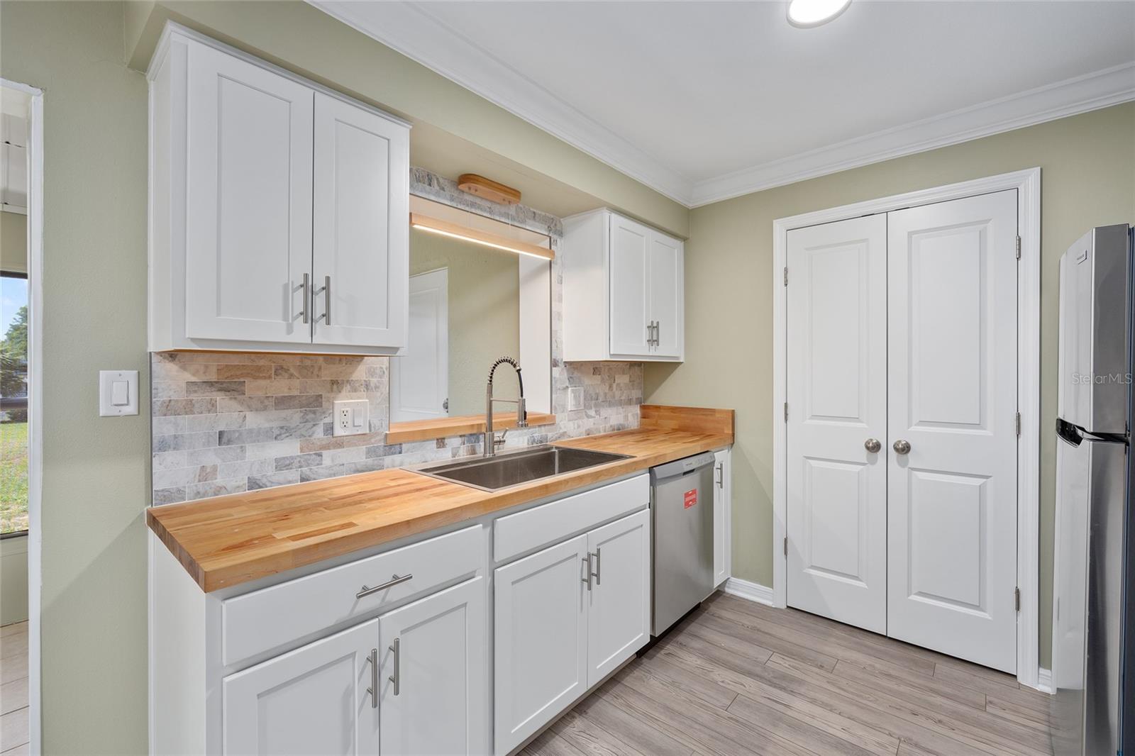 SUMMIT CHASE VILLAS - Residential