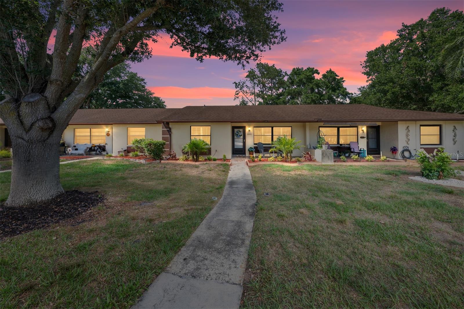 SUMMIT CHASE VILLAS - Residential