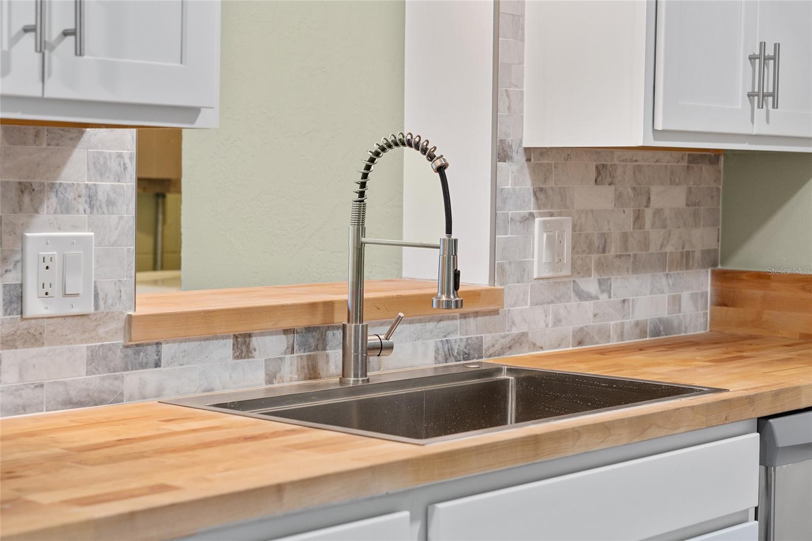 SUMMIT CHASE VILLAS - Residential