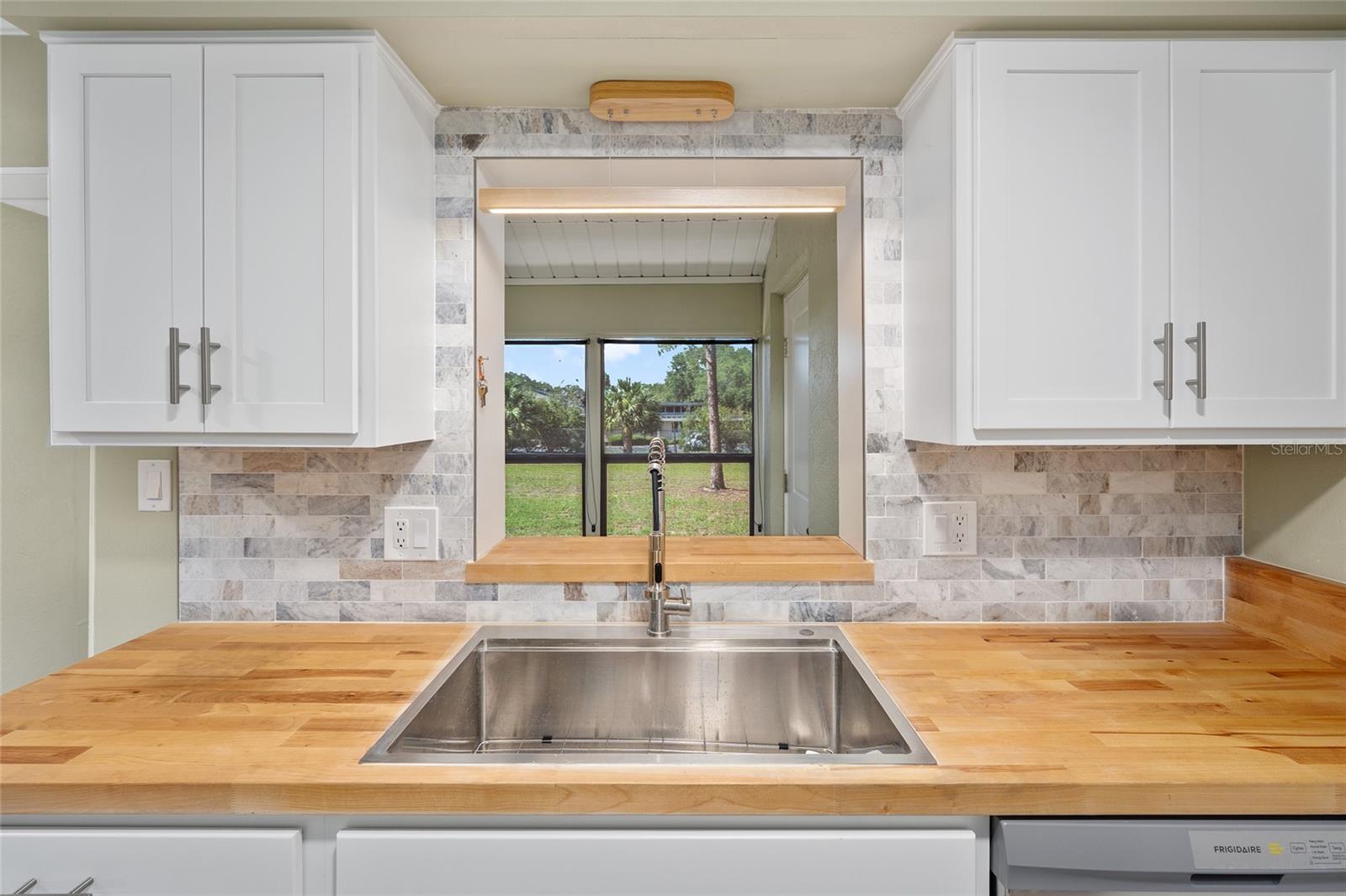 SUMMIT CHASE VILLAS - Residential