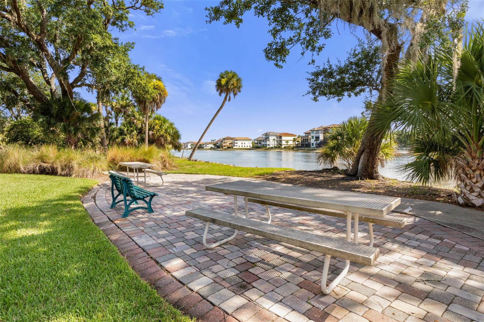 PALM COAST RESIDENCE PH 1 - Residential
