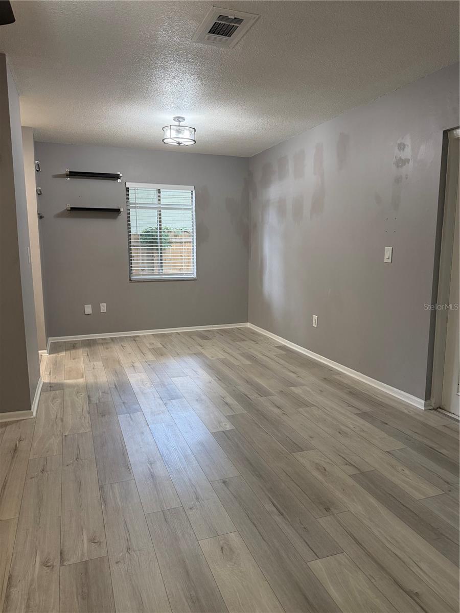 RAMBLEWOOD - Residential