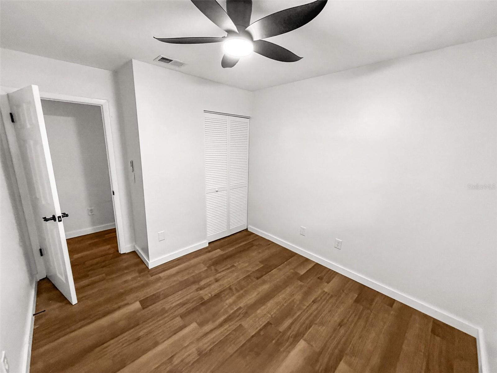 CEDAR GROVE - Residential