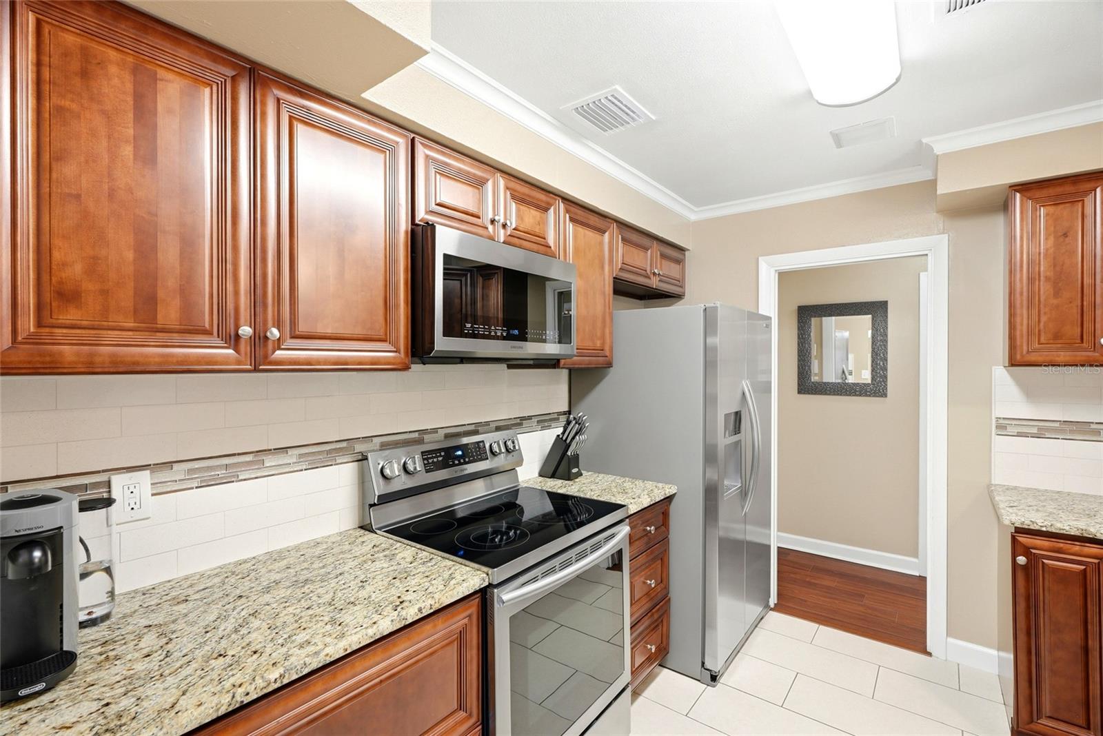 DOUGLAS MANOR ESTATES 2ND ADD - Residential