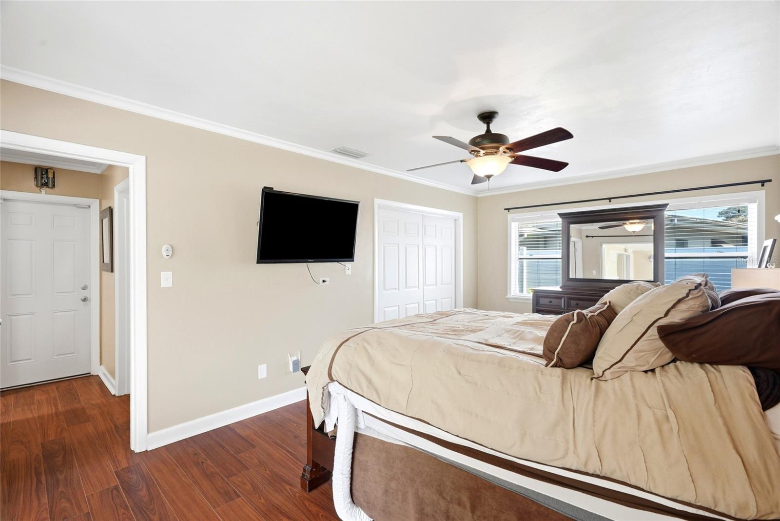 DOUGLAS MANOR ESTATES 2ND ADD - Residential
